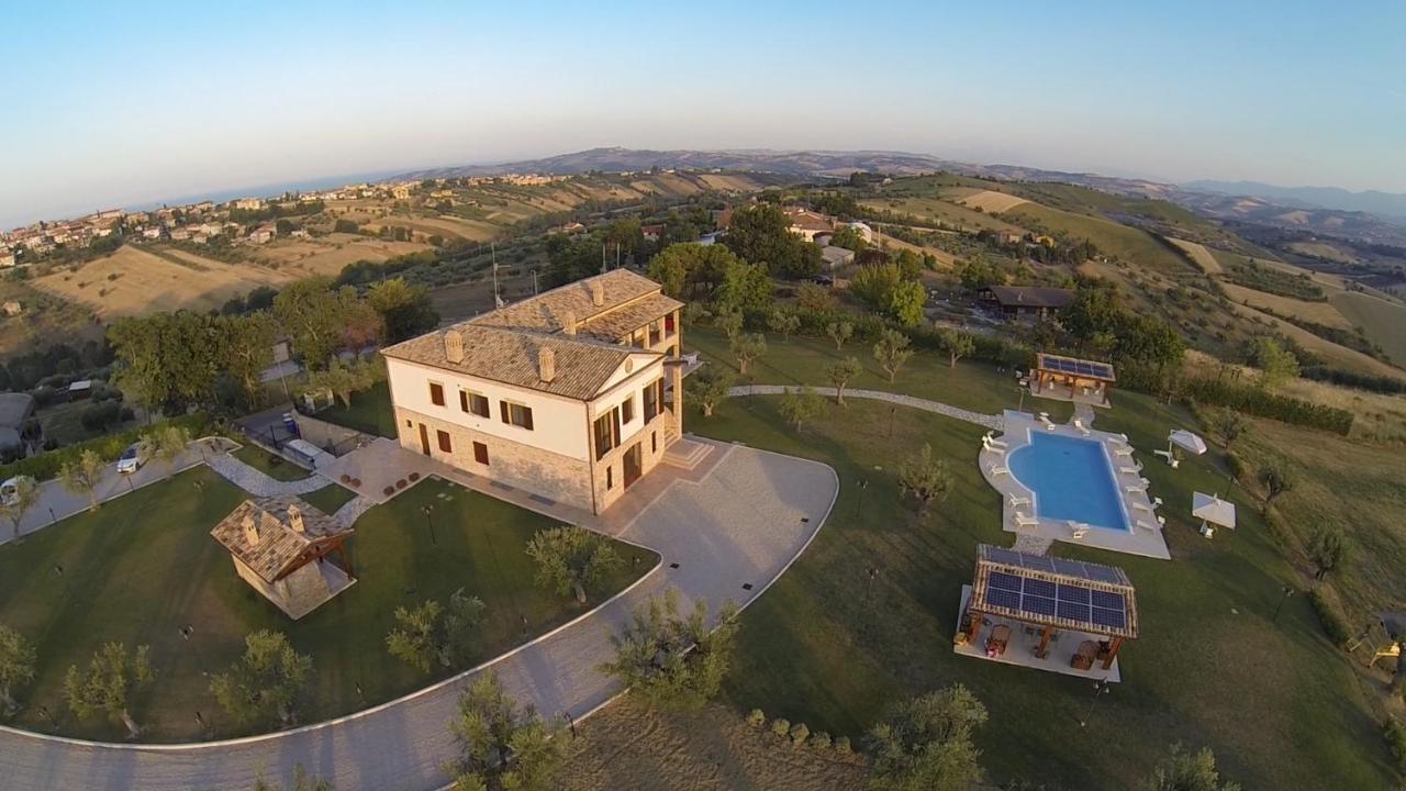Residence Colle Veroni Mosciano SantʼAngelo Exteriér fotografie